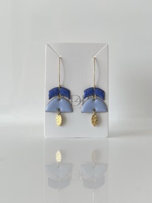 img_5079 Boucles d’oreilles pendantes bleu ciel et doré