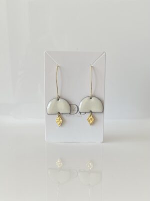 Boucles d’oreilles ivoire et doré